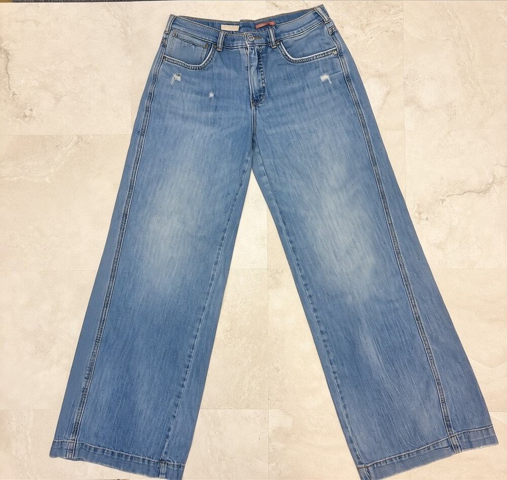 Pilcro Anthropologie Wide Leg Jeans Mid Rise Distressed Light Wash Denim Size 27